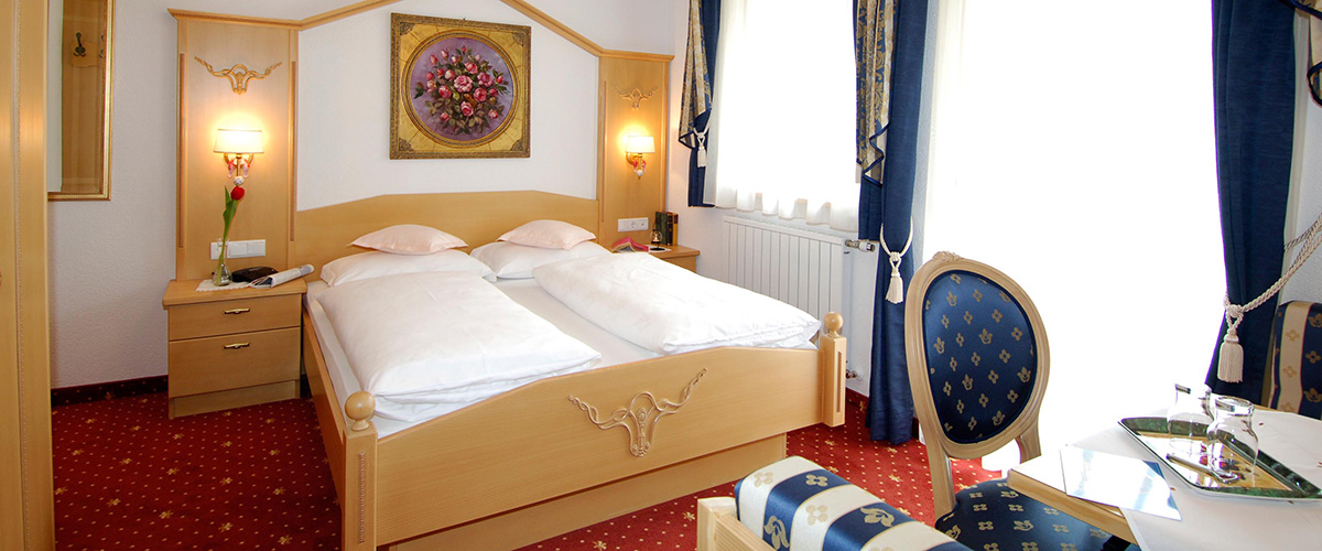 Zimmer im Hotel Aichner **** in Olang Südtirol